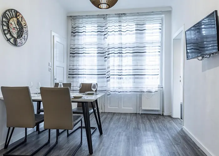 Christiano - Schoenbrunn Apartment