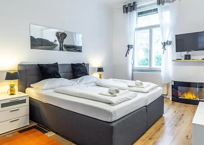 Christiano - Schoenbrunn Apartment *